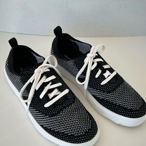 Merrill Around Town City Lace Knit Casual Shoes-Black and White-Size 8